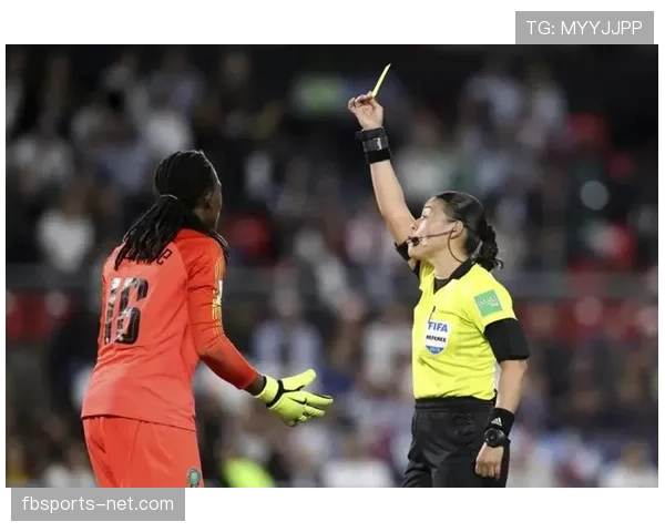 比赛暂停规则详解：裁判如何判定与执行流程分析