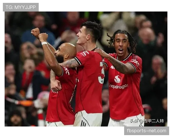 曼联更衣室矛盾再度曝光，对球队稳定性及后续赛程影响逐步体现